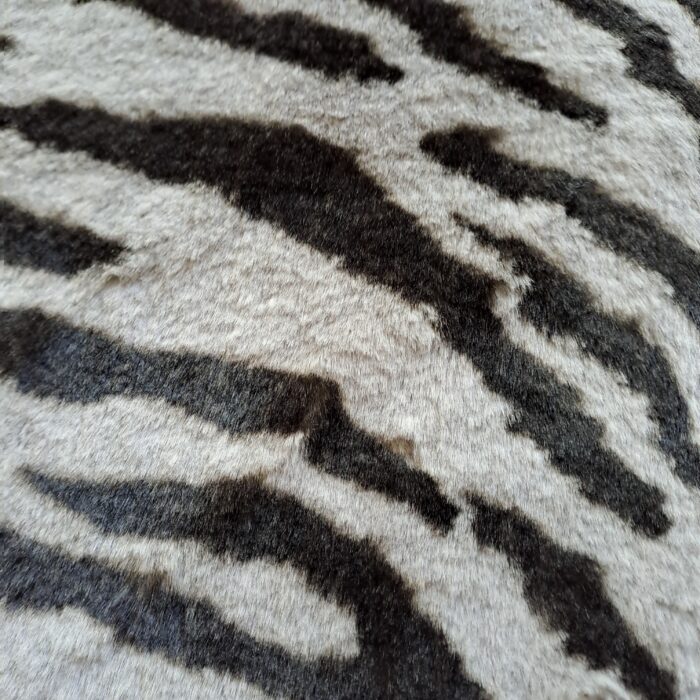 Tiger, Kunstfell-Plaid, Rückseite Wool-Cashmere kitt - Image 3